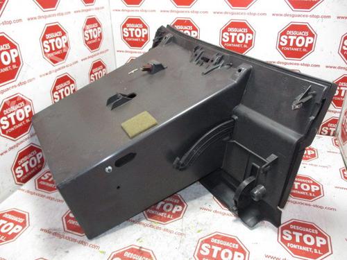 Glove box NISSAN QASHQAI / QASHQAI +2 I (J10, NJ10, JJ10E)  | BP7527204C95 