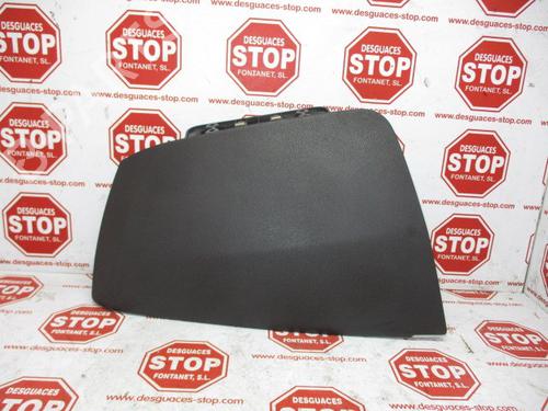 Used Glove box LANCIA MUSA (350_) 1.9 D Multijet (350.AXC1A) (101 hp) 7307238