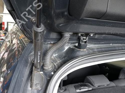 Rear right lock PEUGEOT 2008 I (CU_) 1.2 VTi | BP32116032C99 