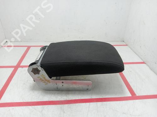 Used Armrest / Center console Armrest / Center console 37519683 37519683