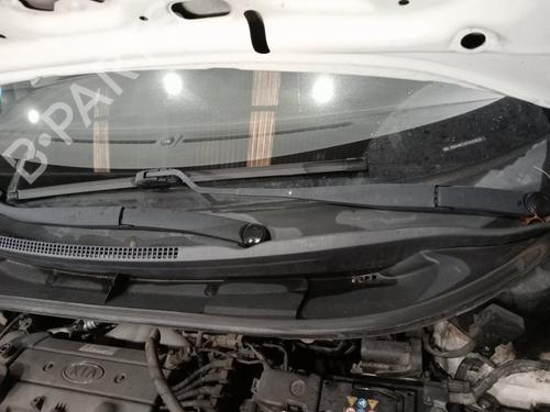 Used Front wiper motor KIA RIO III (UB) 1.2 CVVT (84 hp) 31146751