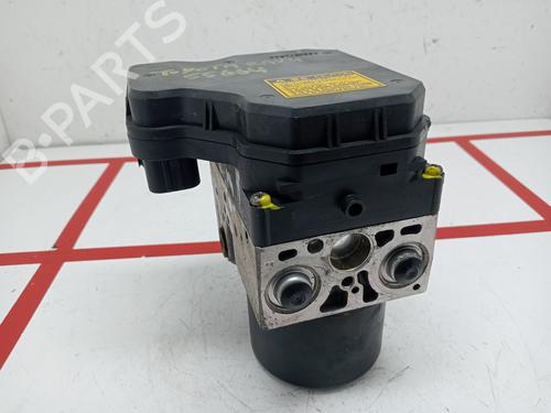 Used ABS pump TOYOTA RAV 4 III (_A3_) [2005-2014]  15947619