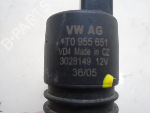 Washer pump VW PASSAT B6 (3C2) 2.0 TDI | BP15926383E24 