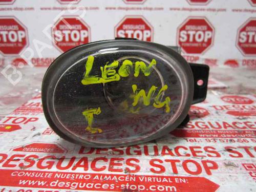 Used Left front fog light SEAT LEON (1M1) [1999-2006]  7342203