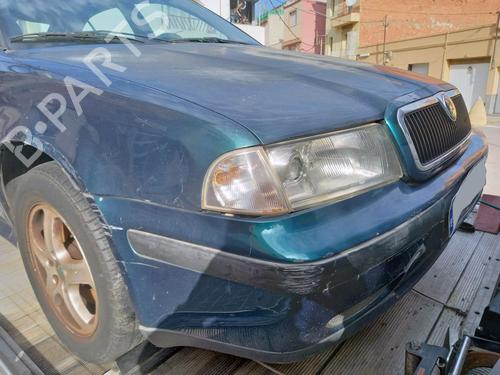 Left headlight SKODA OCTAVIA I (1U2) 1.9 TDI | BP8597178C28