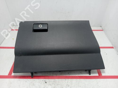 Used Glove box Glove box 32328170 32328170