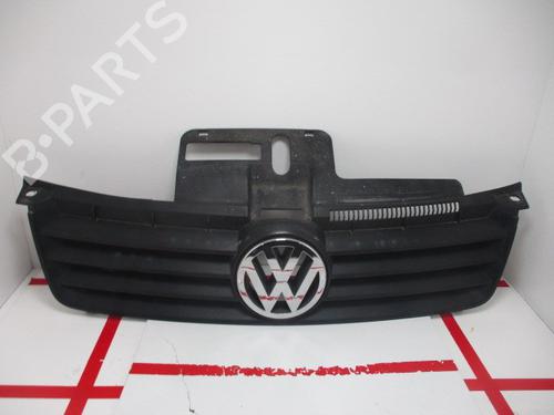 Used Grille VW POLO (9N_, 9A_) 1.4 16V (75 hp) 15929830