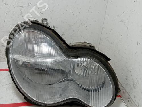 Used Right headlight MERCEDES-BENZ C-CLASS (W203) C 200 CDI (203.004) (116 hp) 29190480
