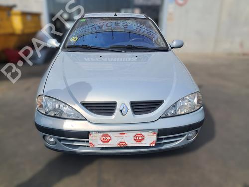 Brugte RENAULT MEGANE I Classic (LA0/1_) 1.6 16V (LA00, LA04, LA0B, LA11, LA16, LA19, LA1J, LA1K,... (107 hp) 2456400