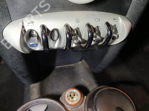 Used Left front window switch Left front window switch 39620331 39620331