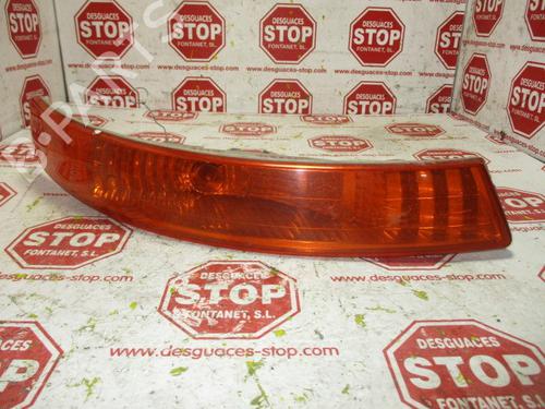Used Right front indicator RENAULT TRAFIC II Platform/Chassis (EL) 1.9 dCi 100 (EL0C) (101 hp) 8796072