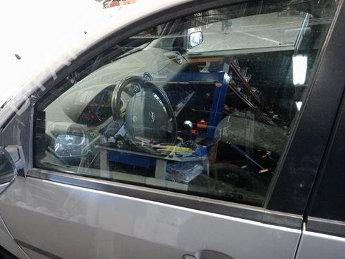 Used Front left window mechanism FORD FIESTA V (JH_, JD_) 1.4 TDCi (68 hp) 31613512