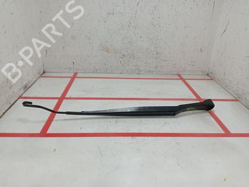 Used Front windshield wiper arm KIA SPORTAGE III (SL) 1.7 CRDi (116 hp) 29020963