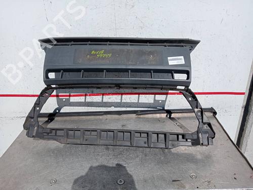 Used Front bumper Front bumper 39185644 39185644
