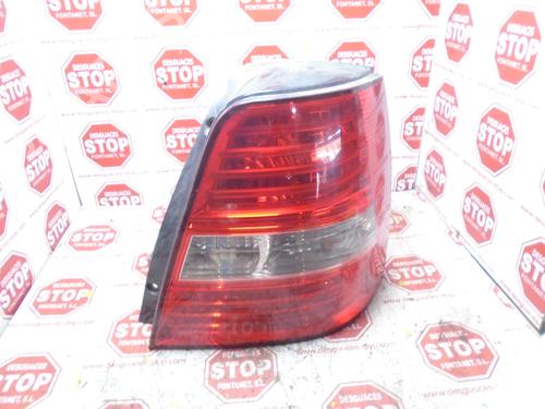Højre baglygte KIA SORENTO I (JC) 2.5 CRDi (163 hp) 30580028