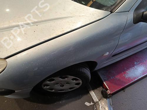 Used Left front fenders Left front fenders 38929379 38929379