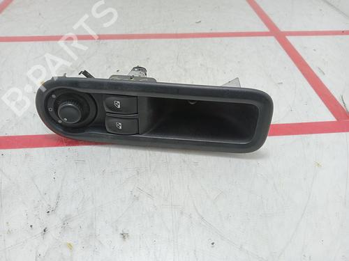 Used Left front window switch Left front window switch RENAULT CLIO III (BR0/1, CR0/1) [2005-2014] 32368678 32368678