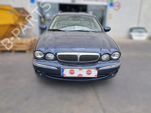Used Right front fog light Right front fog light JAGUAR X-TYPE I Estate (X400) 2.2 D (155 hp) 16079722 16079722