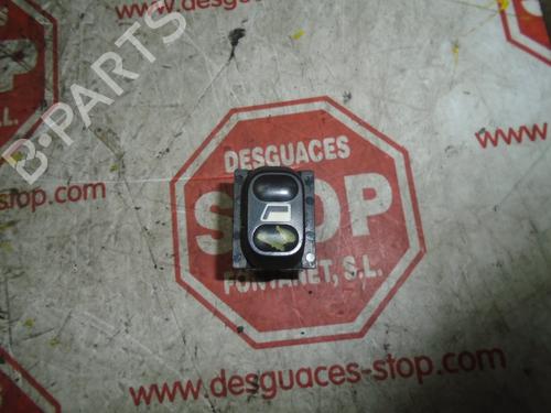 Used Right front window switch CITROËN XSARA (N1) 2.0 HDi 90 (90 hp) 8390683