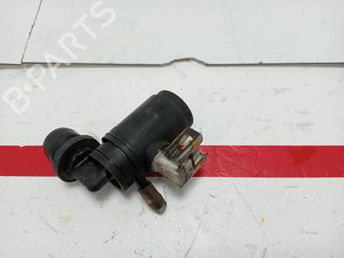 Ruitensproeierpomp HONDA CIVIC VI Fastback (MA, MB) 1.6 (MB4) (125 hp) 15932769