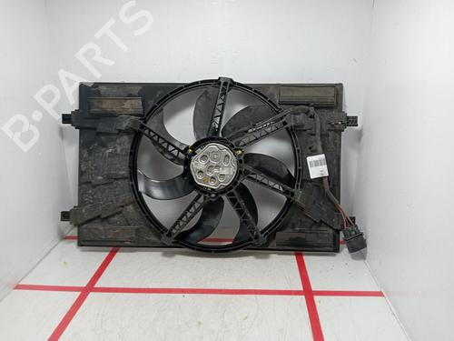 Used Radiator fan Radiator fan 33982955 33982955