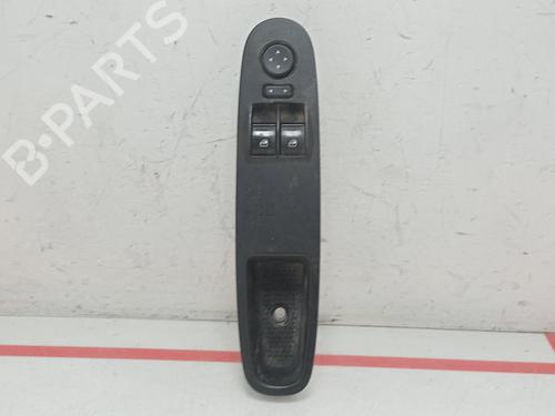 Used Left front window switch Left front window switch FIAT PUNTO EVO (199_) 1.3 D Multijet (199AXC1A, 199BXC1A, 199AXT1A, 199BXT1A) (75 hp) 34277592 34277592