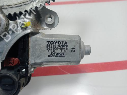 Vindusheismekanisme høyre foran TOYOTA RAV 4 II (_A2_) 2.0 D 4WD (CLA20_, CLA21_, CLA20R, CLA21R) | BP23337013C23 