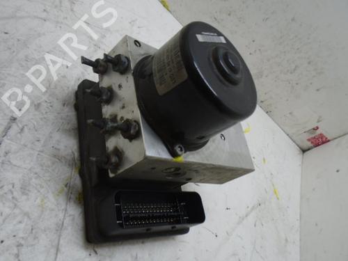 Used ABS pump MERCEDES-BENZ CLK (C209) [2002-2010]  7368460
