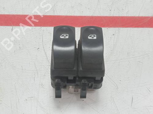 Used Left front window switch Left front window switch RENAULT CLIO III (BR0/1, CR0/1) [2005-2014] 28172019 28172019