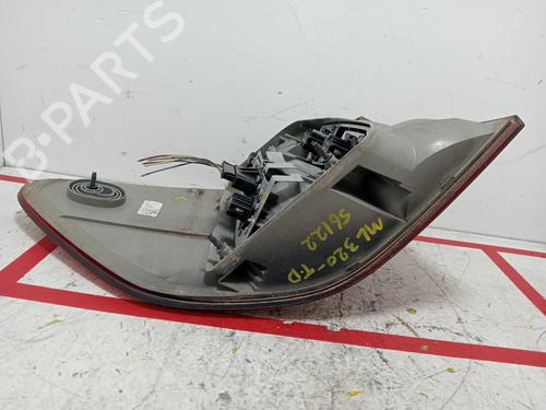 Right taillight MERCEDES-BENZ M-CLASS (W164) ML 320 CDI 4-matic (164.122) | BP16372715C35 