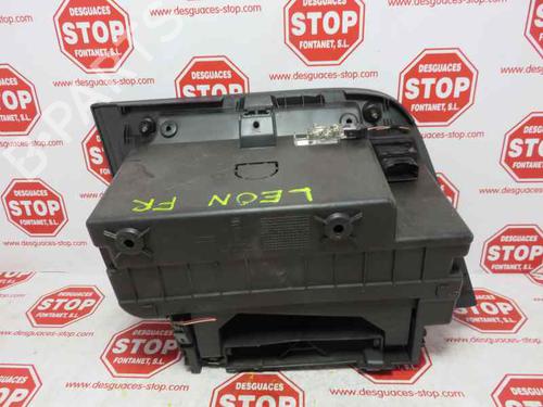 Glove box SEAT LEON (1P1) 1.9 TDI | BP7396990C95 