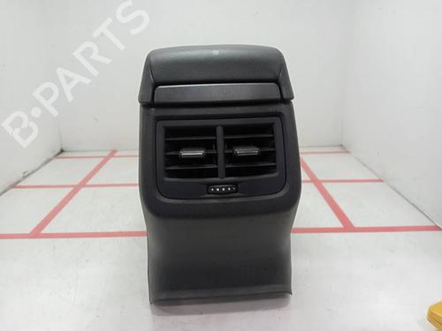 Armrest / Center console SEAT LEON SC (5F5) 2.0 TDI | BP33274415I20 - Image 3
