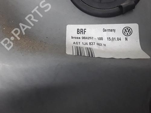 Rudehejsemekanisme Højre foran VW BORA I (1J2) 1.9 TDI | BP13708534C23 