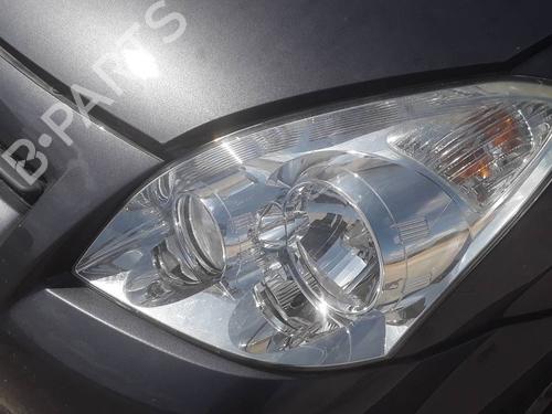 Venstre forlygte TOYOTA COROLLA Verso (ZER_, ZZE12_, R1_) 1.8 (ZNR11_, ZNR11R) (129 hp) 15268651