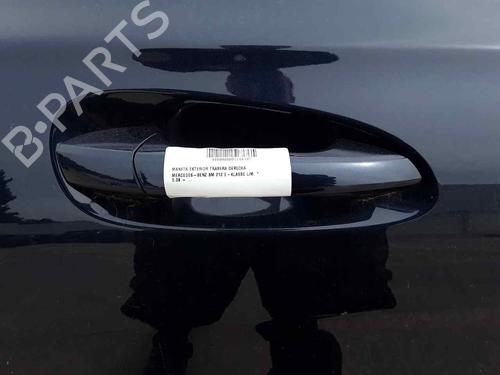 Højre bagtil udvendigt håndtag MERCEDES-BENZ CLA Coupe (C117) CLA 220 CDI / d (117.303) (177 hp) 25713961