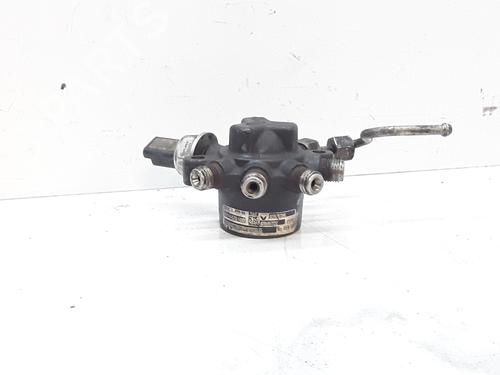 Used Injection rail RENAULT MEGANE II (BM0/1_, CM0/1_) 1.5 dCi (BM02, BM13, BM2A, CM02, CM13) (101 hp) 13121490