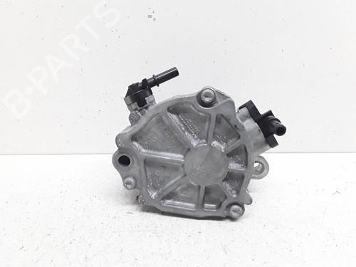 Used Vacuum pump FORD FIESTA VI (CB1, CCN) 1.5 TDCi (75 hp) 15720593