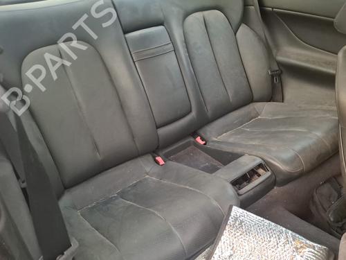 Sedile posteriore Sedile posteriore MERCEDES-BENZ CLK (C208) CLK 230 Kompressor (208.347) (193 hp) 37524867 37524867