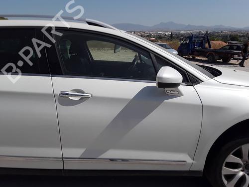 Used Right front door Right front door 37014961 37014961