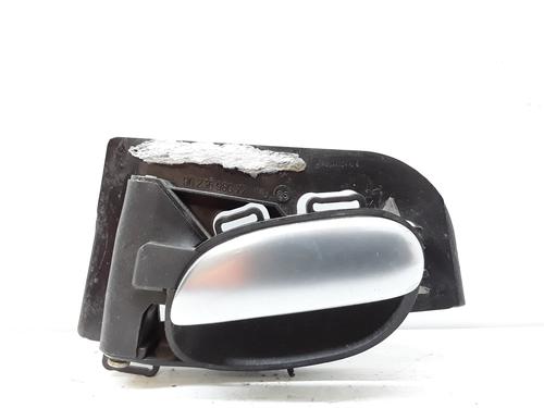Højre fortil invendig håndtag PEUGEOT 206 CC (2D) 1.6 16V (2DNFUF, 2DNFUR) (109 hp) 9504354