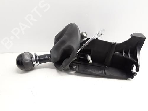 Used Gear lever FIAT 500 (312_) 1.3 D Multijet (312AXE1A) (95 hp) 19787244