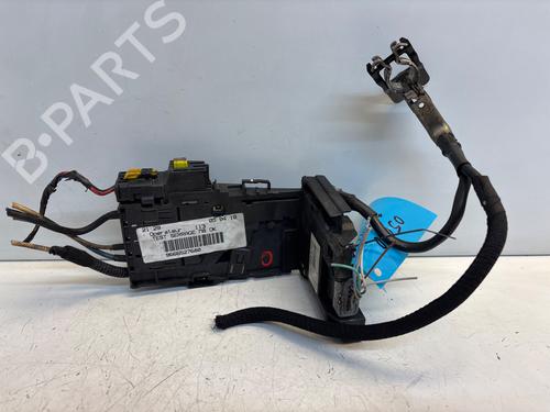 Used Fuse box Fuse box 36785989 36785989