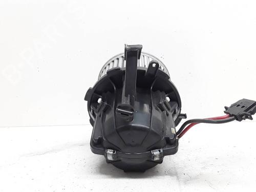 Used Heater blower motor AUDI Q5 (8RB) 2.0 TDI quattro (170 hp) 18269422