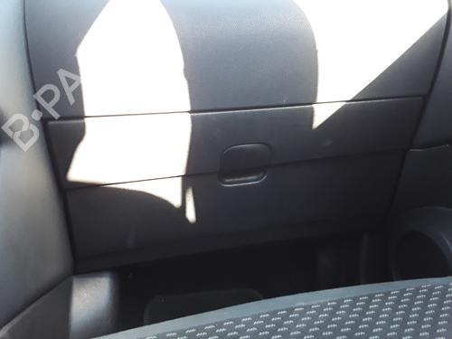 Used Glove box NISSAN QASHQAI I (J10, NJ10) 1.5 dCi (106 hp) 9143098