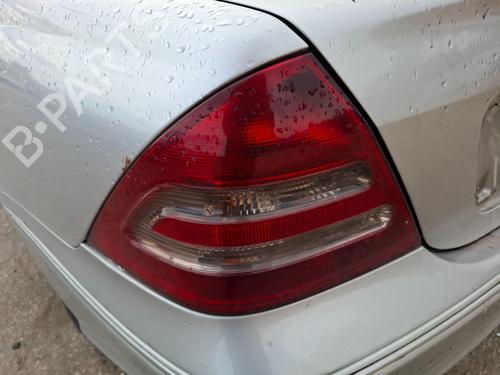 Used Left taillight MERCEDES-BENZ C-CLASS (W203) C 220 CDI (203.006) (136 hp) 31906678