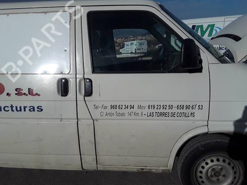 Used Right front door VW TRANSPORTER T4 Van (70A, 70H, 7DA, 7DH) 1.9 TD (68 hp) 11632189