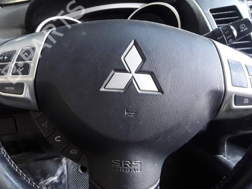 Used Driver airbag MITSUBISHI OUTLANDER II (CW_W) 2.0 DI-D (CW8W) (140 hp) 17028173