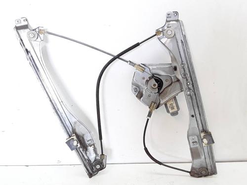 Rudehejsemekanisme Højre foran RENAULT CLIO III (BR0/1, CR0/1) 1.5 dCi (88 hp) 10204051