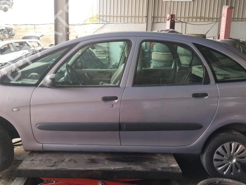 Fuse box CITROËN XSARA PICASSO (N68) 2.0 HDi | BP21527454E1 