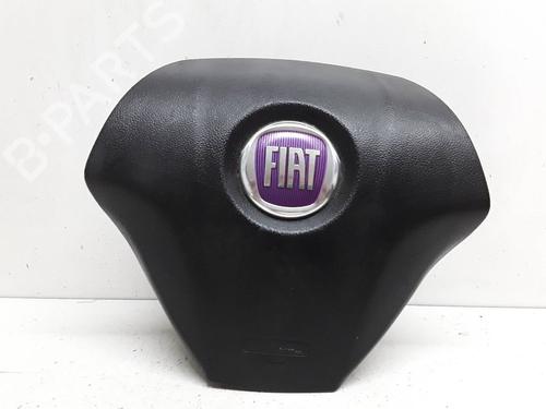Used Driver airbag FIAT BRAVO II (198_) 1.4 (198AXA1B) (90 hp) 10503922